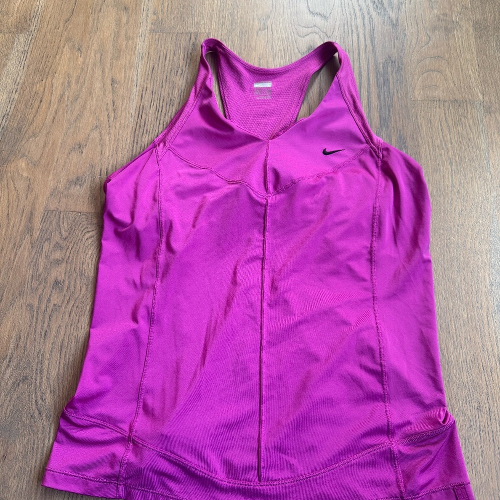 Nike Activewear w/ Built in Bra